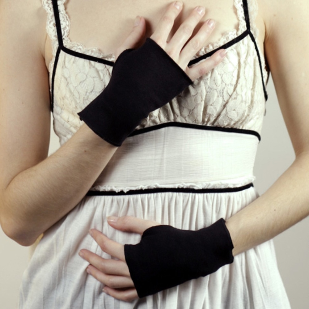 Black Cotton Fingerless Gloves Cut Off Finger Holes Smoking Texting Cycling - Picture 1 of 2